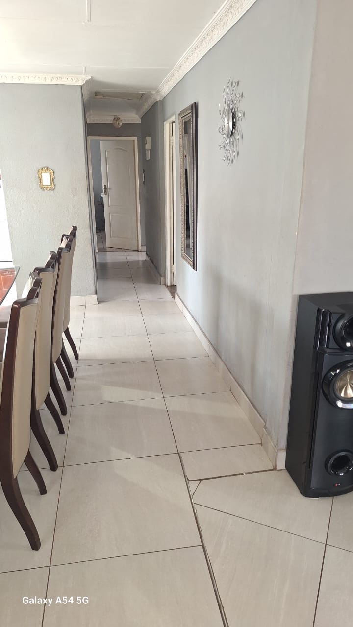 3 Bedroom Property for Sale in Mohadin North West